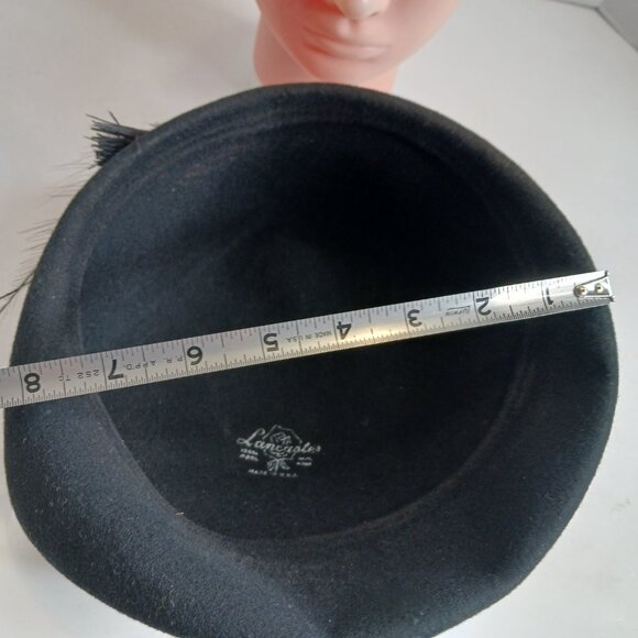 Vintage 1930's Black Gothic Style 100% Wool Cloche Hat with Feathers - Picture 12 of 14